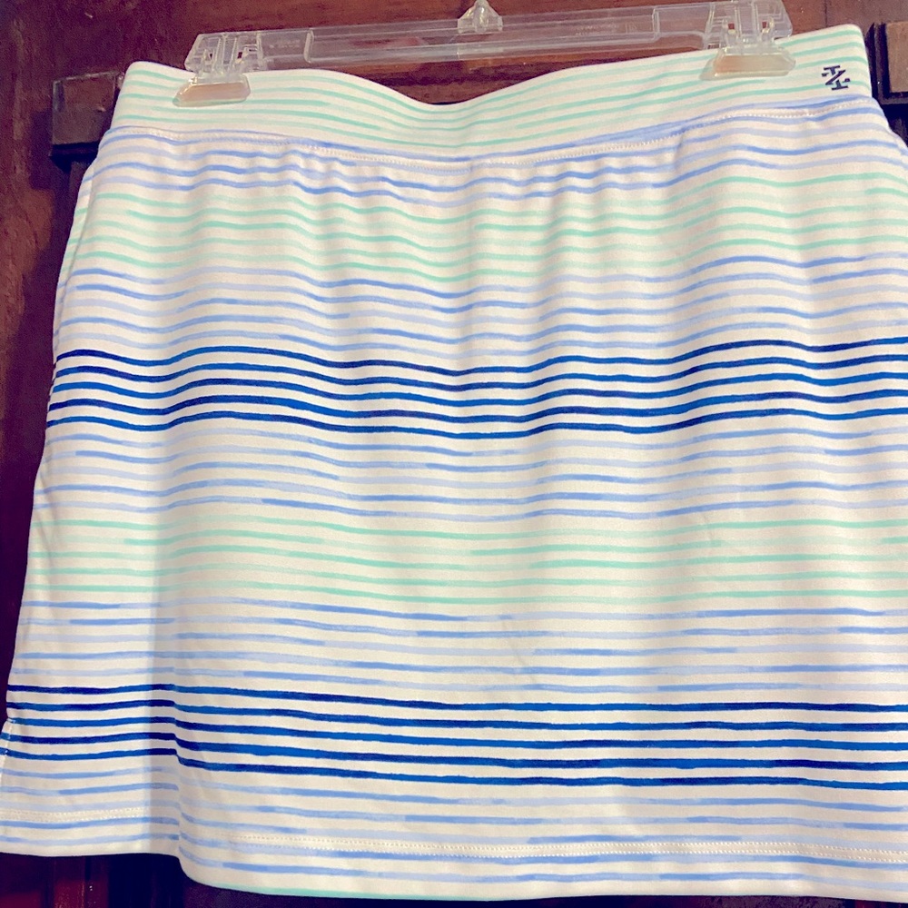 Izod golf or tennis Skort